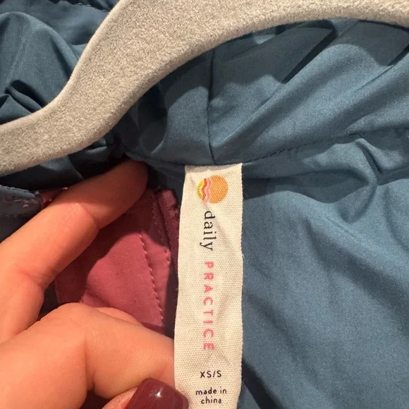 Daily Practice by Anthropologie Puffer Poncho - Picture 4 of 9